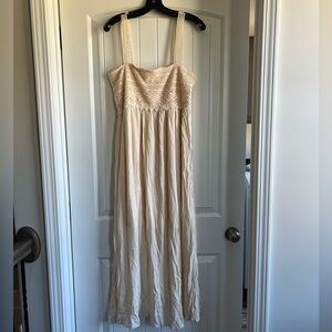 Chic Beige Lace Maxi Dress